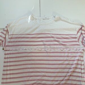 Women’s size 2x top, gently used
